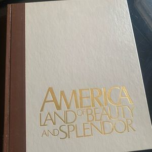Readers Digest America Land of Beauty and Splendor Hatd Covered Book 432 pages